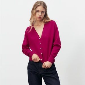 JEWEL BUTTON KNIT CARDIGAN